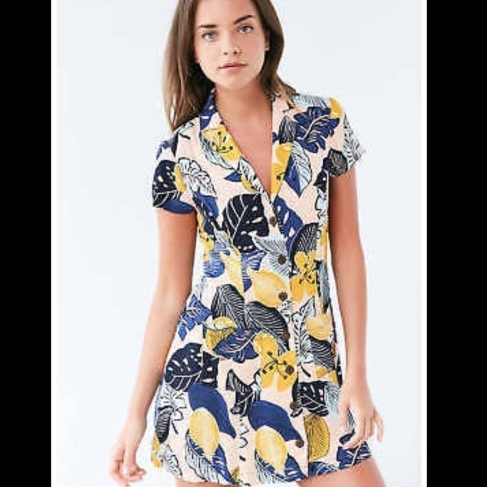 Silence And Noise Tropical Print Button Down Dress - image 1